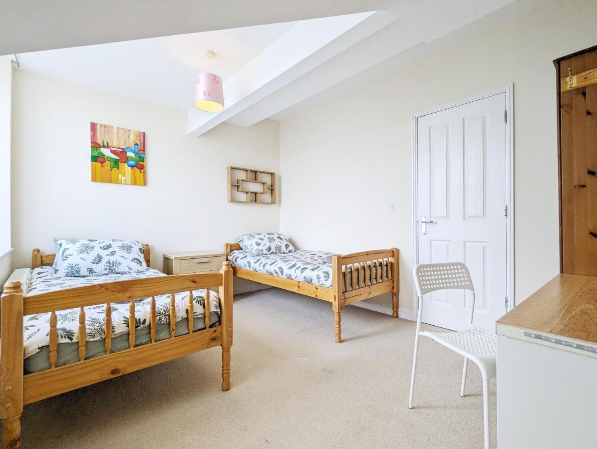 Guest Rooms Near City Centre & Dock Free Parking Ливърпул Екстериор снимка