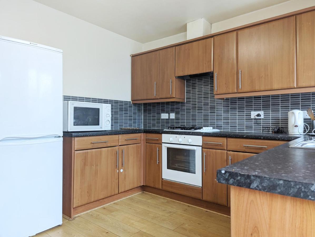 Guest Rooms Near City Centre & Dock Free Parking Ливърпул Екстериор снимка