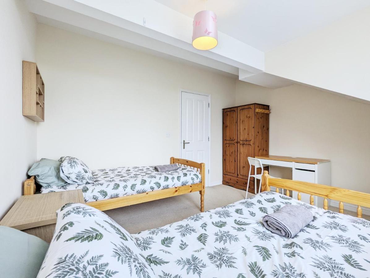 Guest Rooms Near City Centre & Dock Free Parking Ливърпул Екстериор снимка
